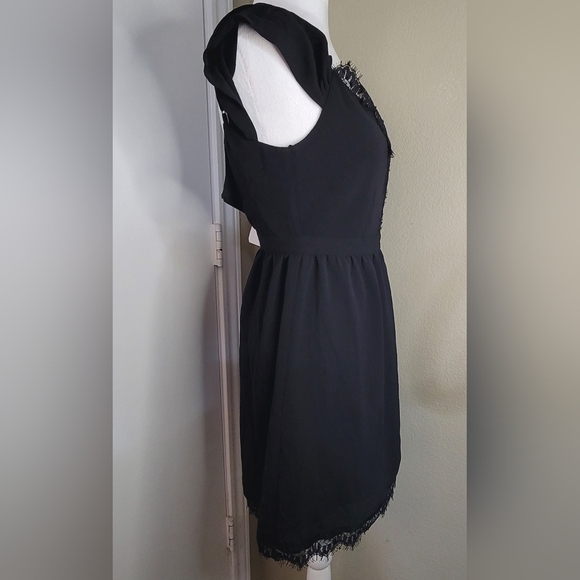 Wayf, Black Dress Lace Trim with V Neck Mini, Size Medium - Picture 5 of 13
